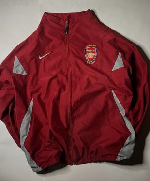 50cfe21fb2710cd5bd193563d52931a4